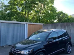 Schwarz Gebraucht 2013 VW Tiguan R-line SUV | 16.250 € (Etwas zu teuer)