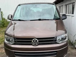 Braun Gebraucht 2010 VW T5 Van | 15.000 € (Teuer)