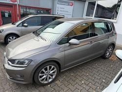 Limestone grey metallic Gebraucht 2015 VW Golf Sportsvan Highline Van / Kleinbus | 13.550 € (Guter Preis)