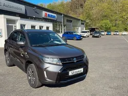Cosmic black pearl metallic Neu 2024 Suzuki Vitara Comfort SUV | 29.995 € (Teuer)