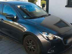 Grau Gebraucht 2018 Mazda 2 Signature Kleinwagen | 11.000 € (Fairer Preis)