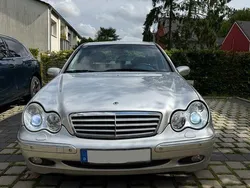 Grau Gebraucht 2002 Mercedes C220 Elegance Limousine | 2.000 € (Guter Preis)