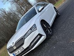 Weiß Gebraucht 2024 Skoda Superb LAURIN & KLEMENT Kombi | 26.500 € (Guter Preis)