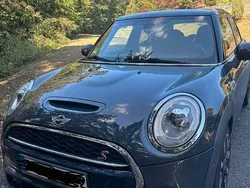 Grau Gebraucht 2018 Mini Cooper S Kleinwagen | 17.400 € (Fairer Preis)