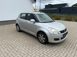 Silber Gebraucht 2009 Suzuki Swift Kleinwagen | 2.150 € (Guter Preis)