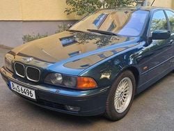 Grün Gebraucht 1997 BMW 535 Limousine | 10.999 € (Teuer)