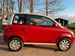 Rot Gebraucht 2006 Microcar MC2 Coupé | 5.290 €
