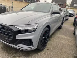 Grau Gebraucht 2023 Audi Q8 Sport SUV | 98.500 € (Teuer)