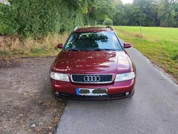 Rot Gebraucht 1999 Audi A4 Kombi | 2.750 € (Etwas zu teuer)