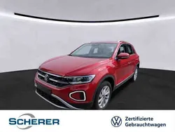 Kings red metallic (metallic) Gebraucht 2022 VW T-Roc Style SUV | 21.999 € (Fairer Preis)