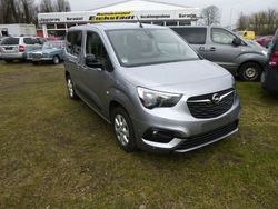 Grau Gebraucht 2021 Opel Combo Life Elegance Van / Kleinbus | 18.590 € (Superpreis)