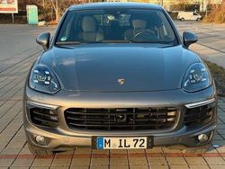Grau Gebraucht 2016 Porsche Cayenne S SUV | 45.000 € (Teuer)