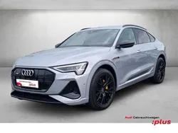 Florettsilber metallic Gebraucht 2021 Audi e-tron Sportback Ambiente SUV | 39.980 € (Etwas zu teuer)