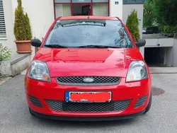 Rot Gebraucht 2008 Ford Fiesta Ambiente Kleinwagen | 2.200 € (Fairer Preis)