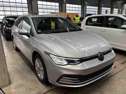 Silber Gebraucht 2023 VW Golf VIII Life Kombi | 19.950 € (Guter Preis)