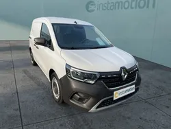 Schwarz Gebraucht 2022 Renault Kangoo Van / Kleinbus | 16.663 € (Fairer Preis)