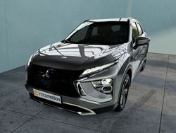 Grau Gebraucht 2022 Mitsubishi Eclipse Cross Plus SUV | 26.600 € (Etwas zu teuer)