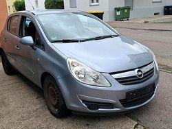 Grau Gebraucht 2007 Opel Corsa Limousine | 2.399 € (Etwas zu teuer)