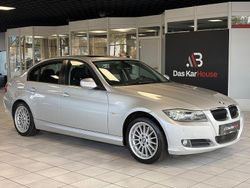 Silber Gebraucht 2009 BMW 320 Sport Line Limousine | 6.970 € (Fairer Preis)