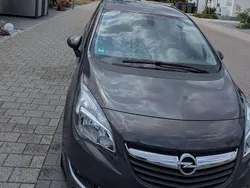 Grau Gebraucht 2017 Opel Meriva Active Van / Kleinbus | 8.500 € (Fairer Preis)