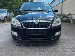 Schwarz Gebraucht 2012 Skoda Fabia Kleinwagen | 4.600 € (Fairer Preis)