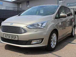 Grau Gebraucht 2017 Ford Grand C-Max Titanium Van / Kleinbus | 8.289 € (Superpreis)