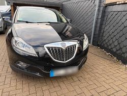 Schwarz Gebraucht 2009 Lancia Delta Kleinwagen | 2.350 € (Fairer Preis)