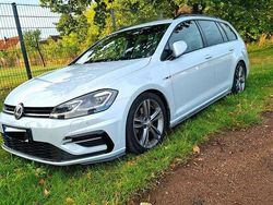 Weiß Gebraucht 2018 VW Golf VII R-line Kombi | 17.299 € (Fairer Preis)