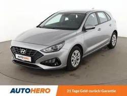 Grau Gebraucht 2023 Hyundai i30 Edition 30 Limousine | 18.340 € (Superpreis)