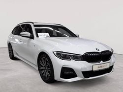 Alpinweiß Gebraucht 2022 BMW 320 M Sport Kombi | 28.290 € (Guter Preis)