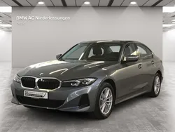 Grau Gebraucht 2023 BMW 318 Limousine | 29.400 € (Superpreis)