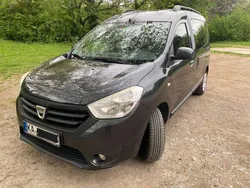 Grau Gebraucht 2014 Dacia Dokker Lauréate Van | 3.400 €