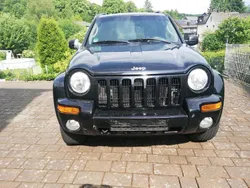 Schwarz Gebraucht 2004 Jeep Cherokee SUV | 1.990 €