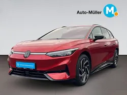 Kings red metallic (metallic) Gebraucht 2024 VW ID.7 Pro Limousine | 52.480 € (Teuer)