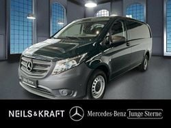 Granitgrün Gebraucht 2023 Mercedes Vito Van / Kleinbus | 29.880 € (Superpreis)