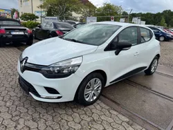 Gletscherweiss Gebraucht 2016 Renault Clio IV Life Kleinwagen | 6.999 € (Etwas zu teuer)