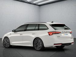 Weiß Neu 2025 Skoda Octavia Kombi | 37.249 € (Etwas zu teuer)