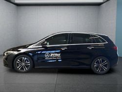 Schwarz Gebraucht 2025 Mercedes B180 Van / Kleinbus | 34.649 € (Fairer Preis)