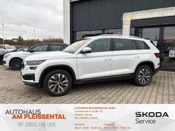 Moonweiss metallic Gebraucht 2024 Skoda Kodiaq Style SUV | 42.870 € (Superpreis)