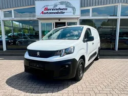 Lack weiss banquise/typ aussen Gebraucht 2020 Peugeot Partner Premium Van / Kleinbus | 15.900 € (Etwas zu teuer)