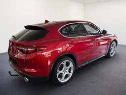 645 rosso etna 645 rosso etna Gebraucht 2022 Alfa Romeo Stelvio SUV | 38.125 € (Teuer)
