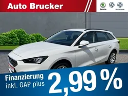 Weiss Gebraucht 2022 Seat Leon Style Kombi | 20.916 € (Fairer Preis)