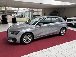 Silber Gebraucht 2021 Audi A3 Sportback Basis Limousine | 20.950 € (Guter Preis)