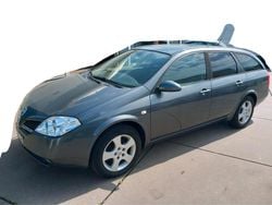 Grau Gebraucht 2007 Nissan Primera Kombi | 1.900 €
