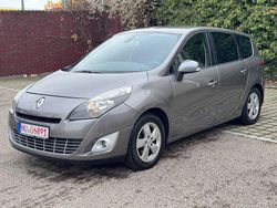 Silber Gebraucht 2011 Renault Scénic III Dynamique Van / Kleinbus | 2.999 € (Guter Preis)