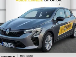 Dolomitgrau Gebraucht 2024 Renault Clio V Evolution Limousine | 20.561 € (Etwas zu teuer)