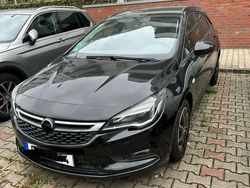 Schwarz Gebraucht 2019 Opel Astra Ultimate Kombi | 8.500 € (Guter Preis)