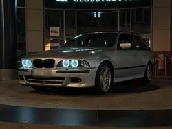 Silber Gebraucht 2002 BMW 530 M Sport Kombi | 4.300 € (Fairer Preis)