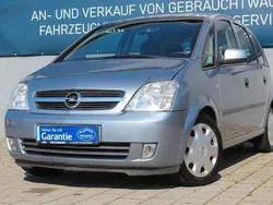 Grau Gebraucht 2003 Opel Meriva Enjoy Van / Kleinbus | 1.990 € (Guter Preis)