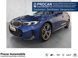Blau Gebraucht 2024 BMW 330e M Sport Kombi | 45.900 € (Fairer Preis)
